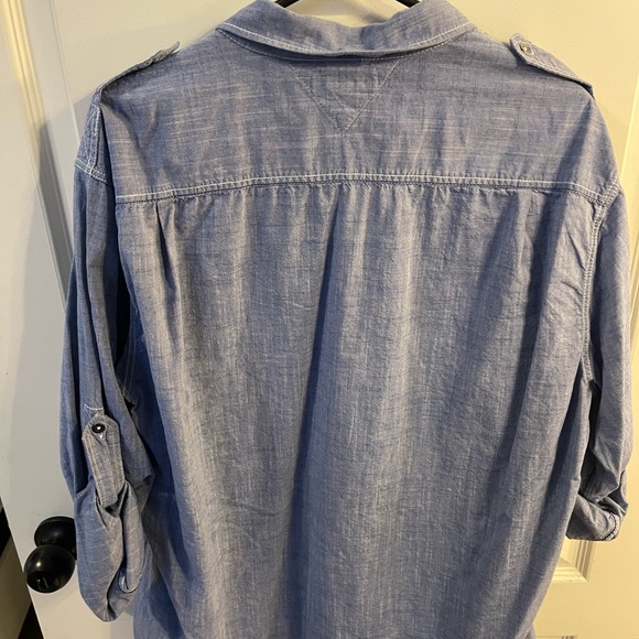 Tommy Hilfiger Long Sleeve Button Up, XL Trim Fit - Picture 2 of 2